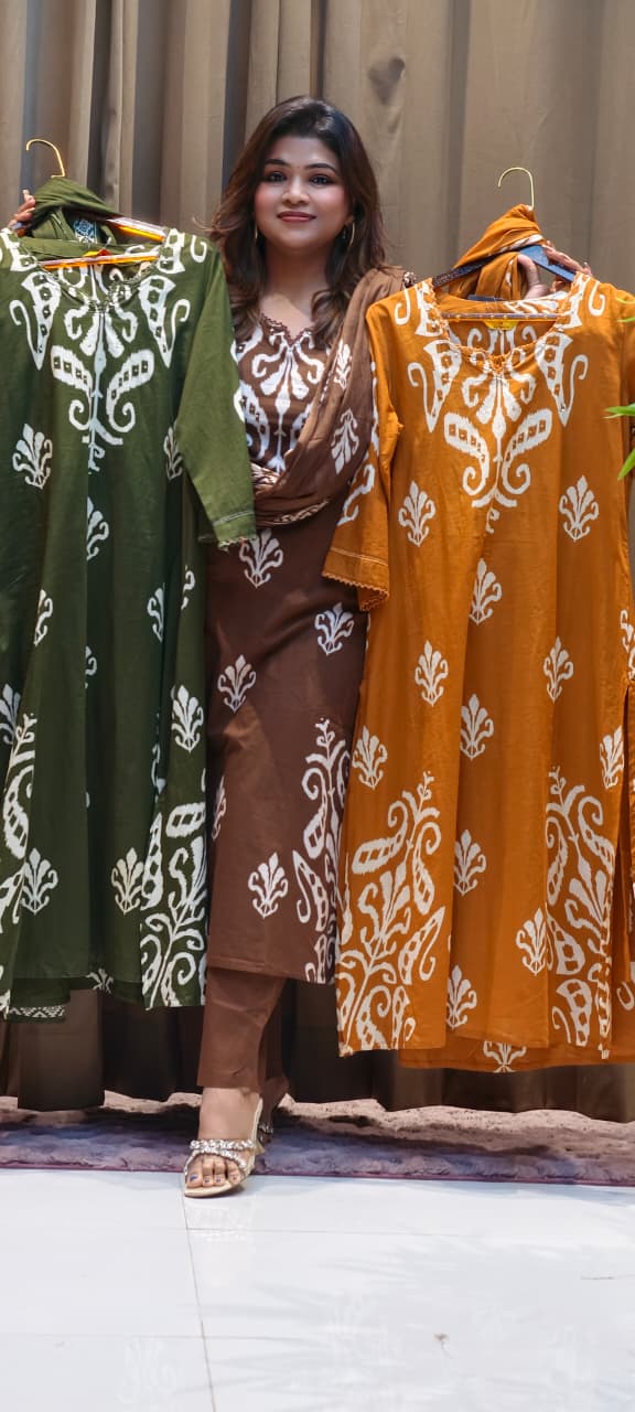 Graceful Ikkat Full Suit Set With Dupatta & Plain Matching Bottom In Cotton Fabric- 13013