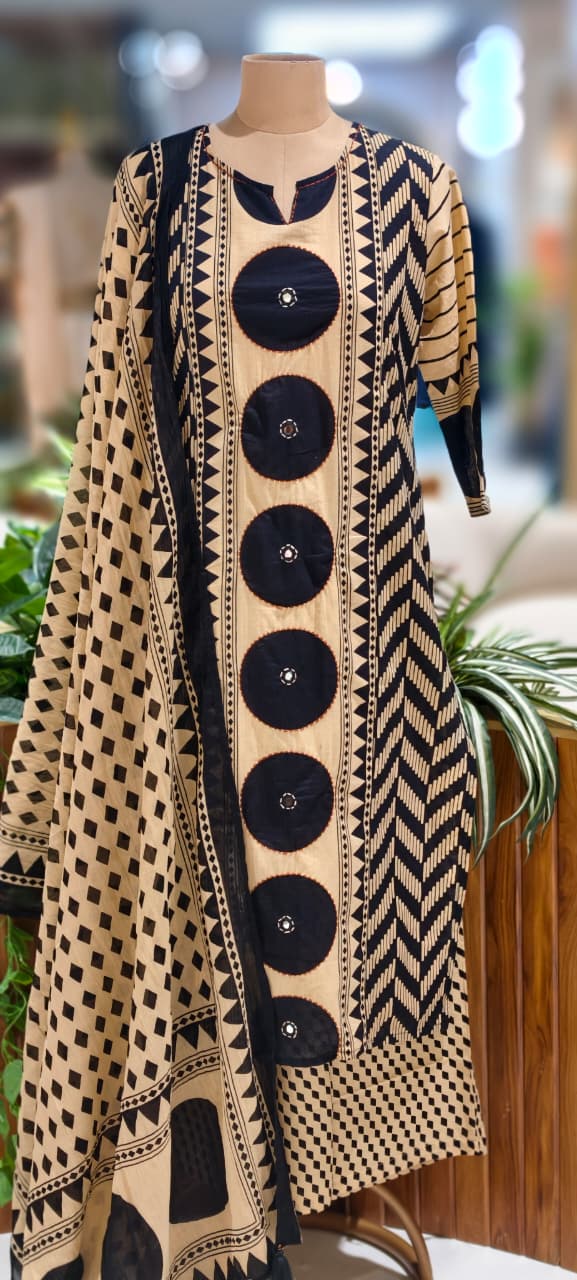 Asymmetric Print Dual Color Cotton Full Suit Set With Dupatta-13042