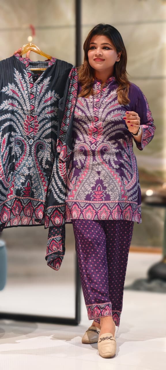 Multi Prints Folk Art Mandarin Collar Kurta Pant Set In Crepe Fabric- 12952