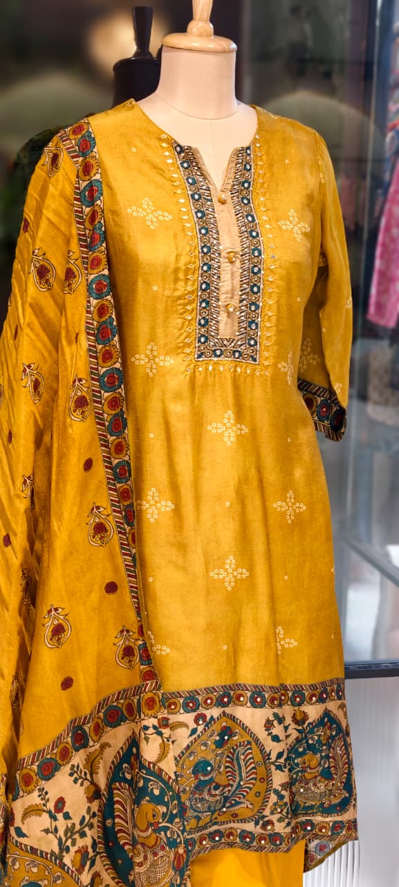 Midnight Bloom Ethnic Printed Full Suit Set With Dupatta In Russian Silk Fabric- 13163
