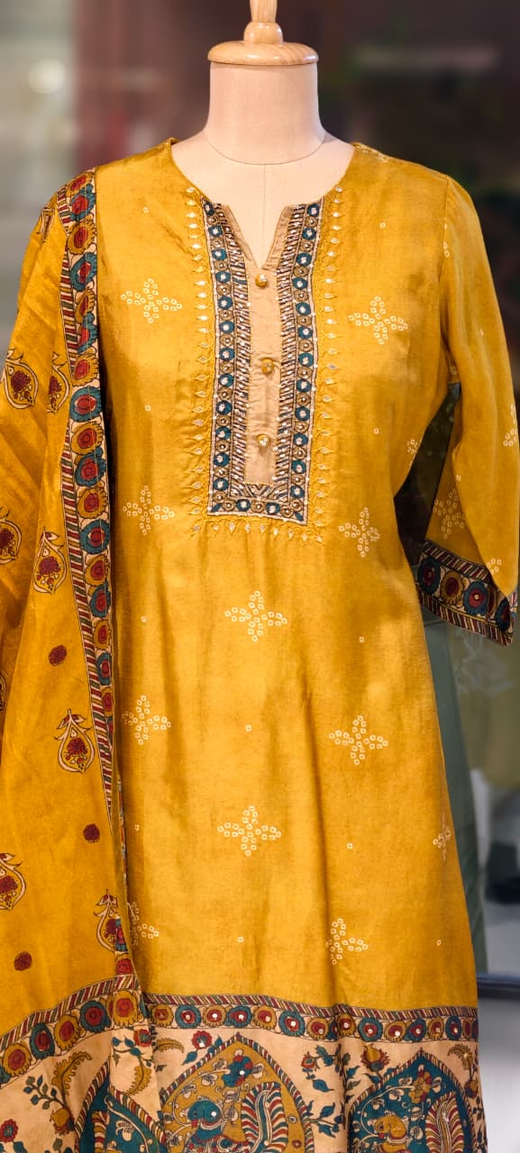 Midnight Bloom Ethnic Printed Full Suit Set With Dupatta In Russian Silk Fabric- 13163