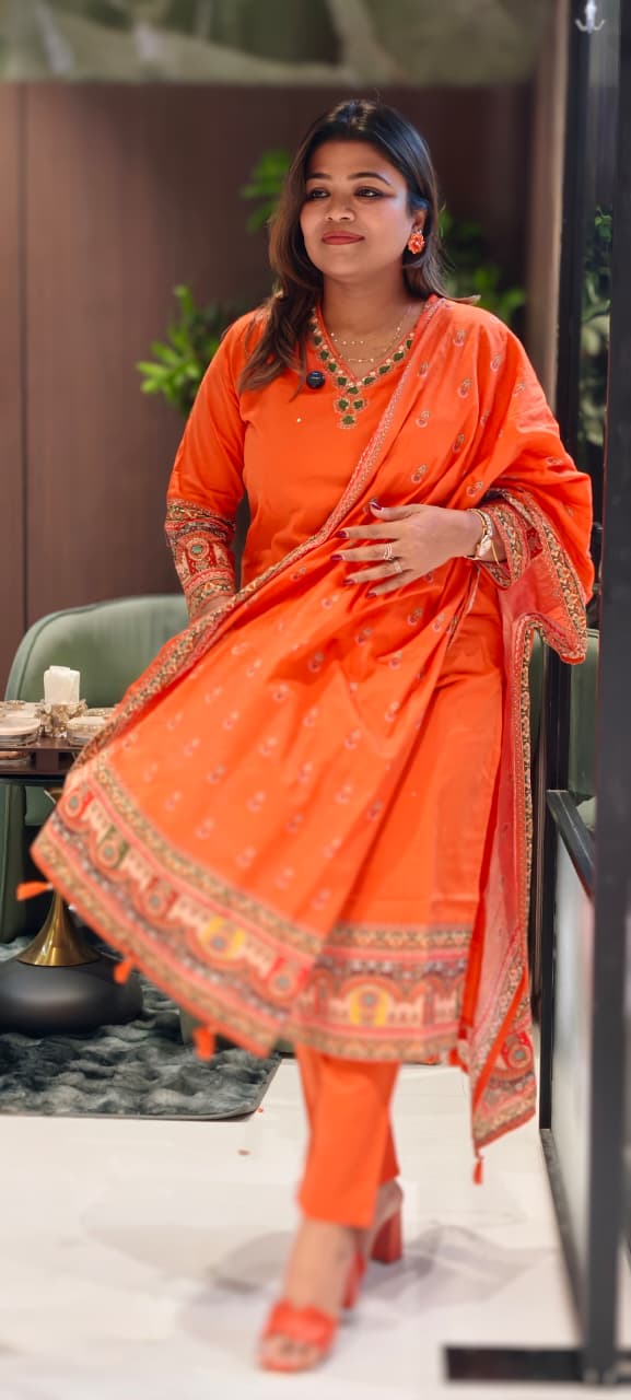 Unique Rajasthani Look Bordered Cotton Full Suit Set With Plain Bottom & Dupatta- 13357