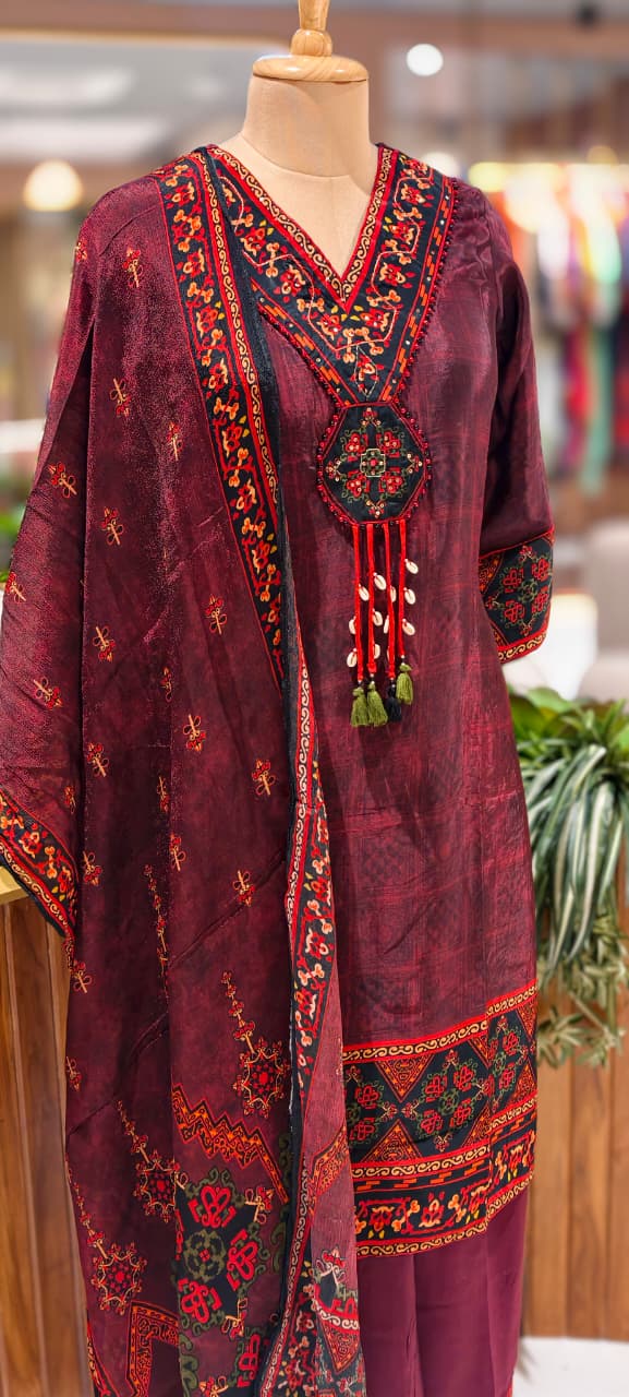 Ethnic Bold Contrast Boho Chic Crepe Full Suit Set With Dupatta- 13474