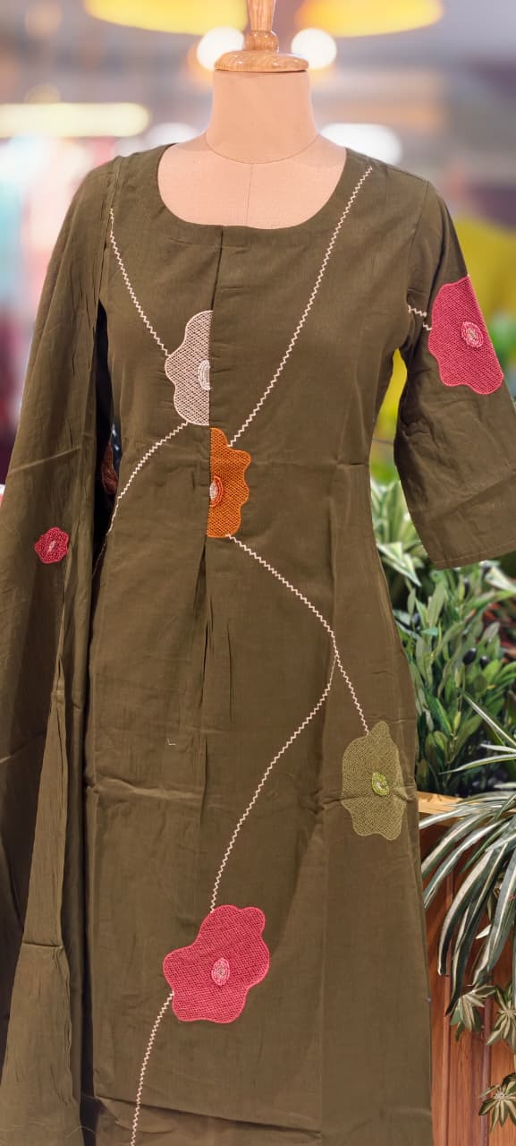 Delicate Floral Appliqué With Linear Contrast Embroidery Cotton Full Suit Set With Dupatta