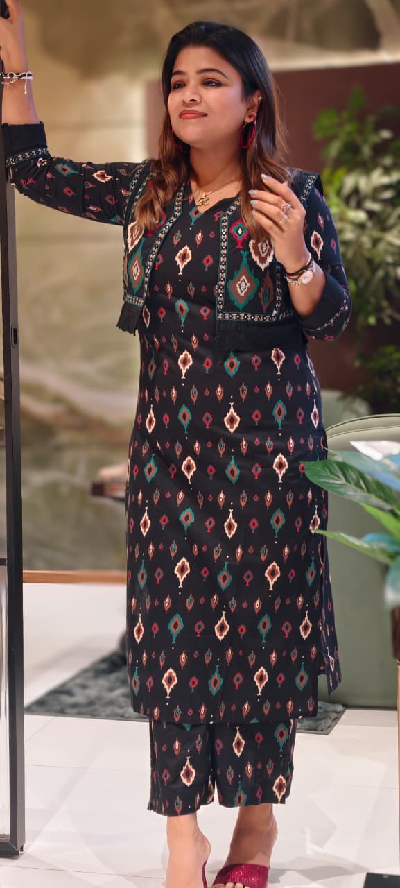 Thread Embroidered Cut-Work Laced Detechable Jacket With Printed Cotton Kurta Pant- 13586