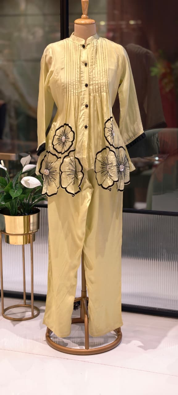 3D Floral Patch Look Pleated Front Design Matching Co-Ord Set In Organza Fabric-13612