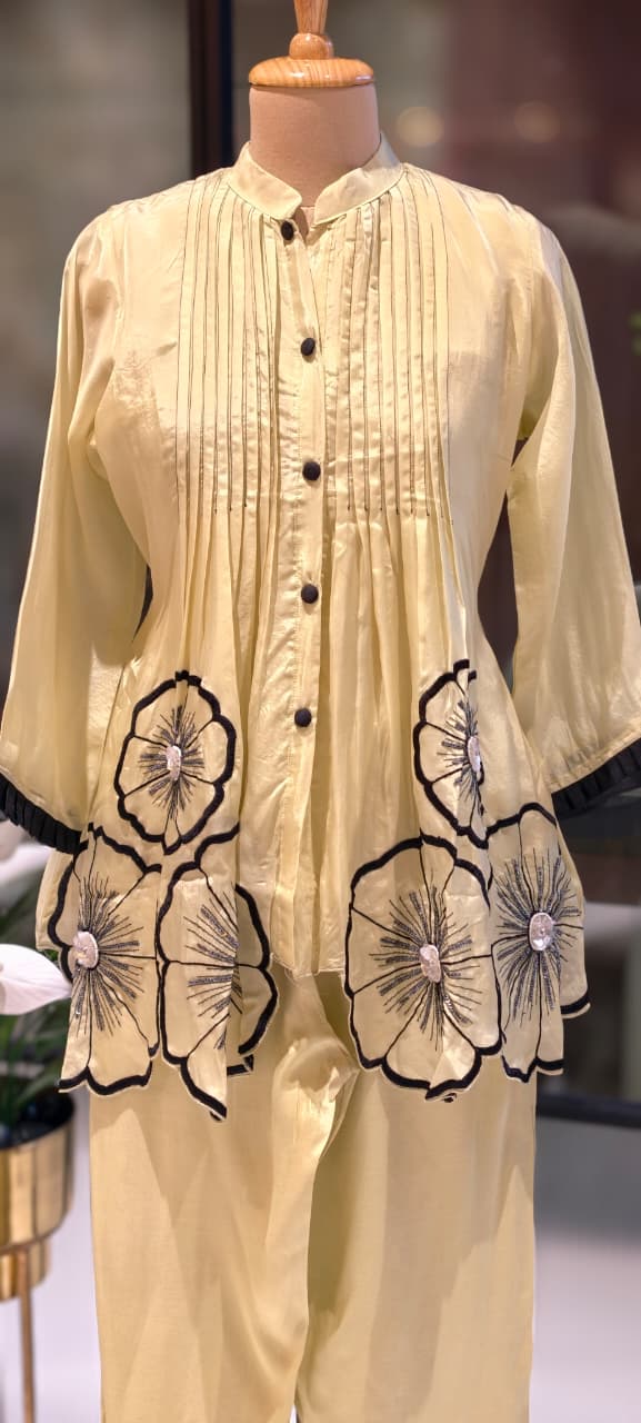 3D Floral Patch Look Pleated Front Design Matching Co-Ord Set In Organza Fabric-13612