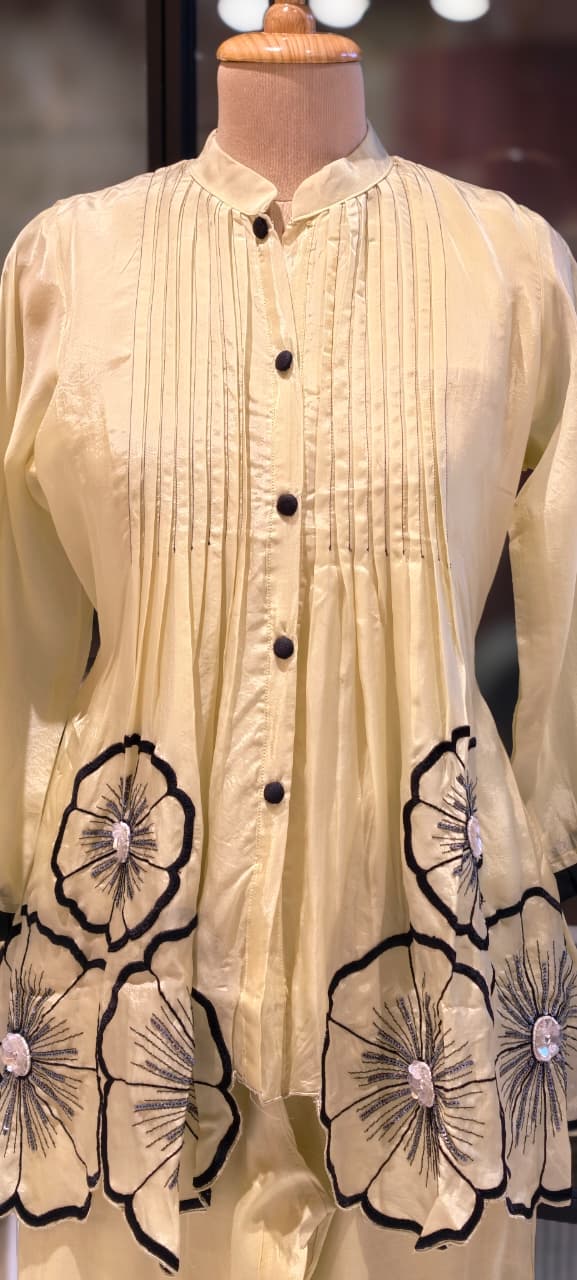 3D Floral Patch Look Pleated Front Design Matching Co-Ord Set In Organza Fabric-13612