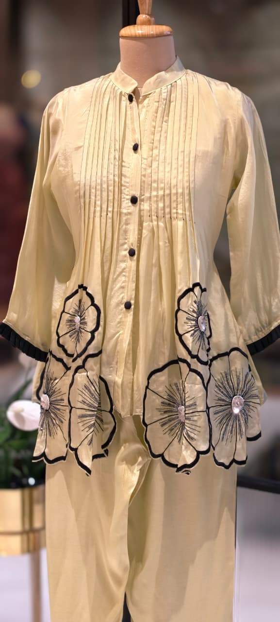 3D Floral Patch Look Pleated Front Design Matching Co-Ord Set In Organza Fabric-13612