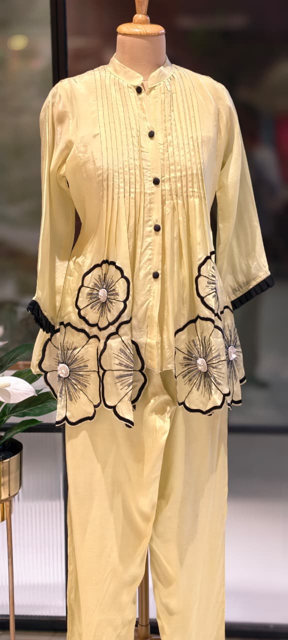 3D Floral Patch Look Pleated Front Design Matching Co-Ord Set In Organza Fabric-13612