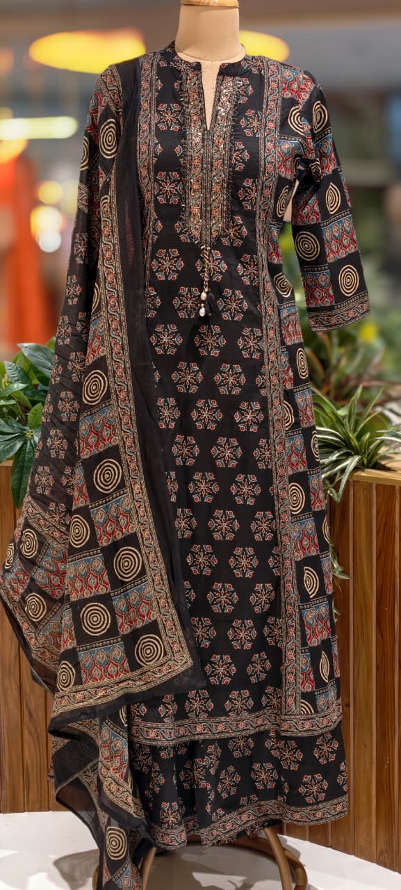 Rajasthani Boho Print Minimal Neck Line Anarkali Full Suit Set With Dupatta In Cotton Fabric- 13590