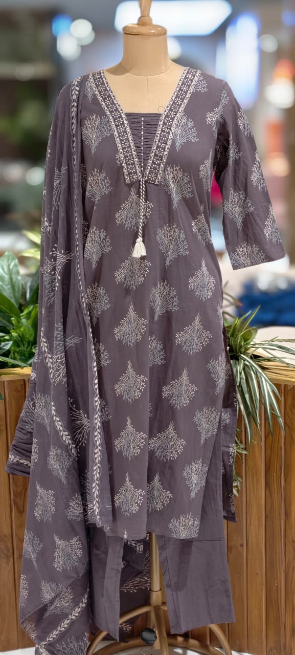 Cotton Elegant Hand block Print Kurta Set with Intricate Border Detailing & Tassel Tie-Up Neck Full Suit Set