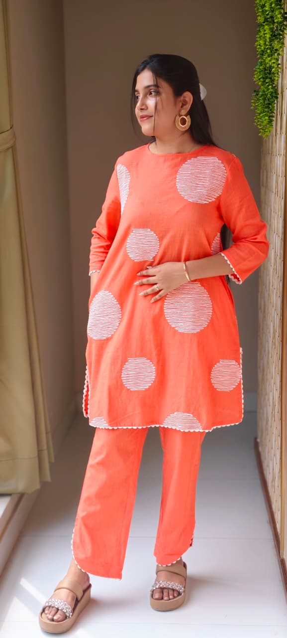Vibrant Orange Pure Cotton Co-Ord Set with Minimal White Abstract Circle Print 13690