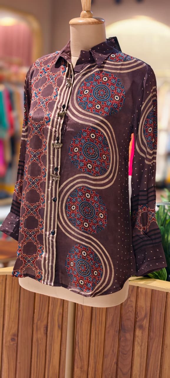 Elegant Ethnic Print Crepe Shirt with Statement Collar and Artistic Pattern-13862