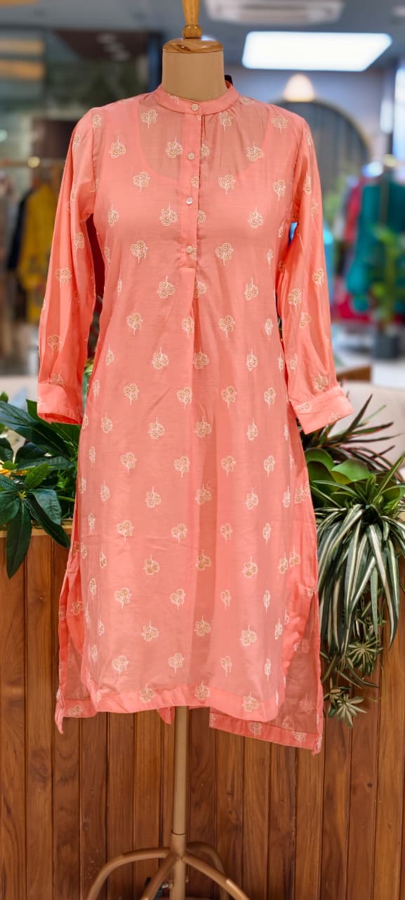 Elegant Surat Mul Chanderi Hi-Low Kurti with Inner And Delicate Buti Print 13983 RB03