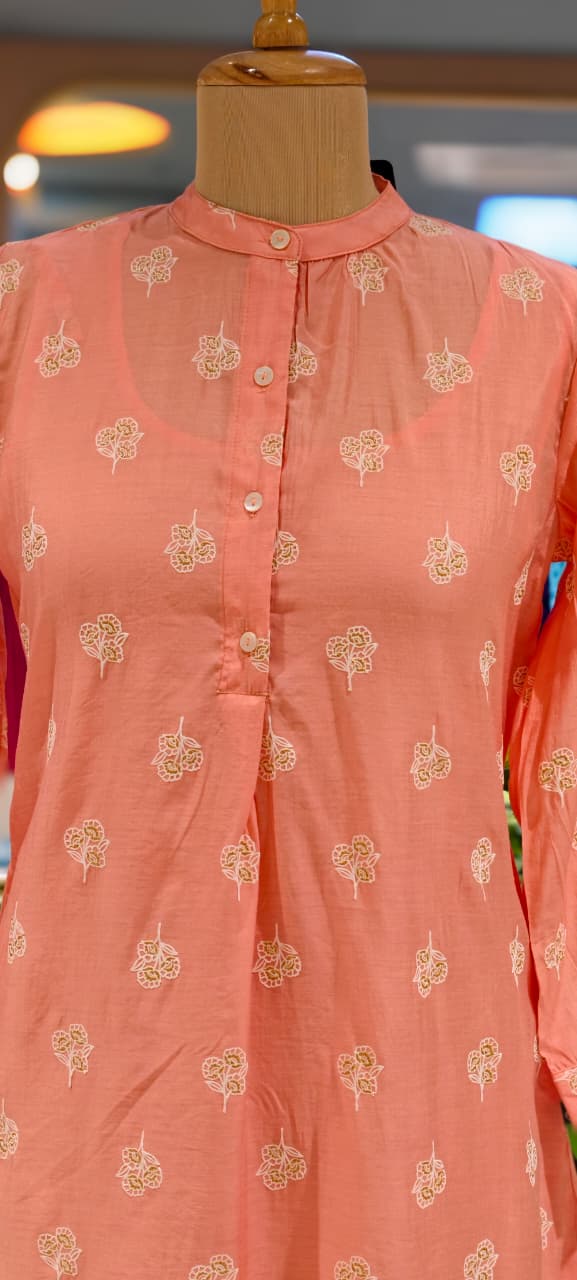 Elegant Surat Mul Chanderi Hi-Low Kurti with Inner And Delicate Buti Print 13983 RB03