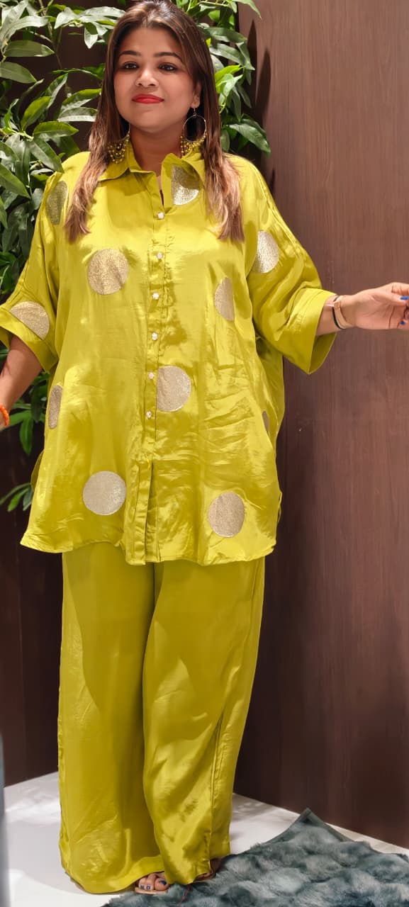 Rounded Golden Patch Premium Crepe Solid Over Sized Look Co-Ord Set- 14119 RB111