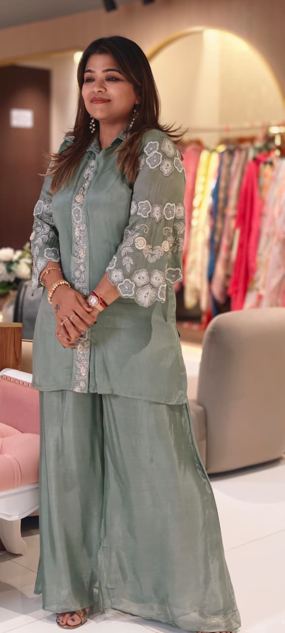 Designer Floral Cut Work Heavy Hand Embroidered Pastel Shade Chinon Co-Ord Set-14247(Loose Fit) RB277