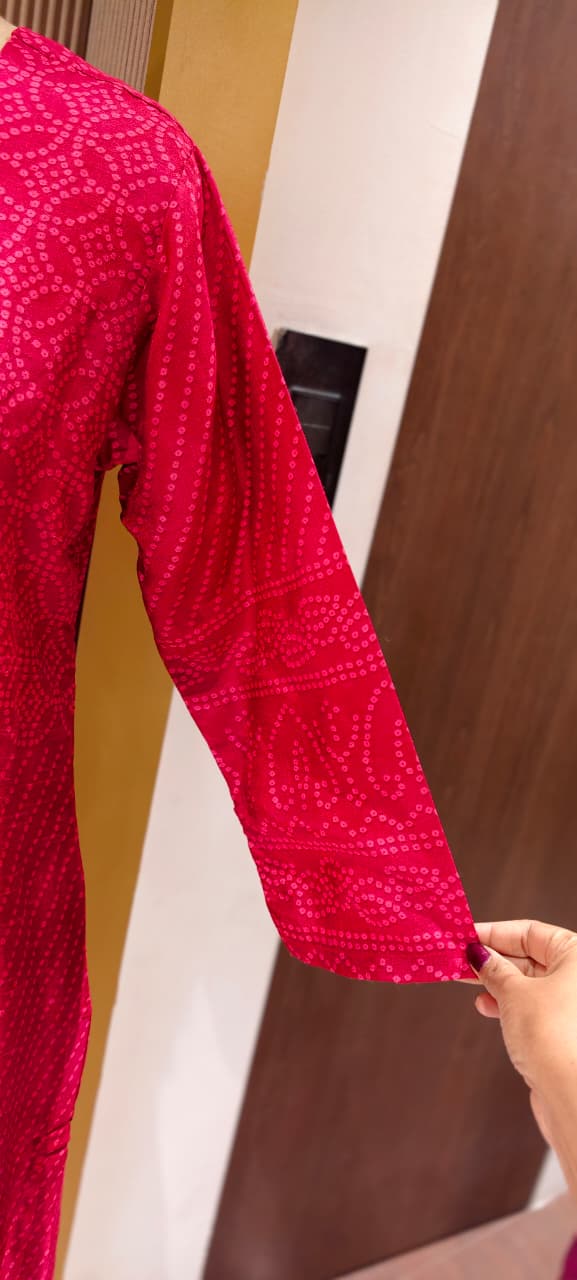 Bandhej Vneck Motifs Intricate Zari Accent Yoke Russian Silk Full Suit Set Wth Dupatta-