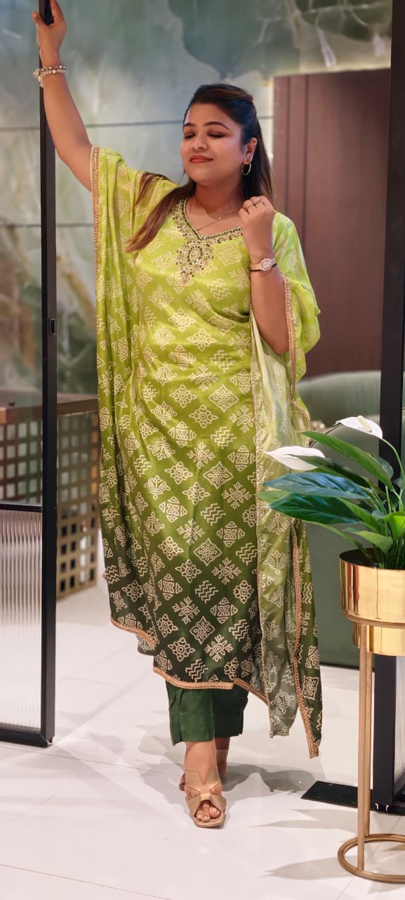 Dual Green Punch Mirror With Embroidery Neckline Printed Kaftan With Bottom In Crepe Fabric