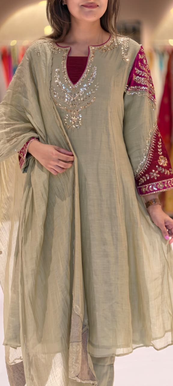 Elegant Mul-Chanderi Panel Anarkali Full Suit Set with Intricate Zardozi Neckline & Contrast Embroidered Sleeves- 14927