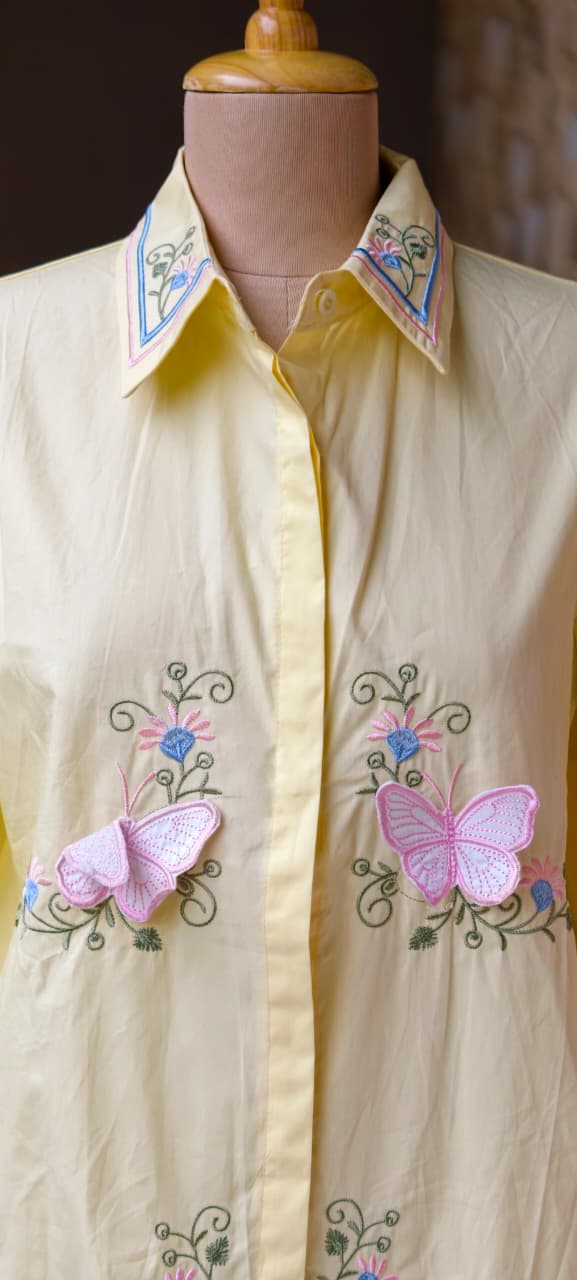 Floral Print With Butterfly Pop-Up Imported Western Top- 15063