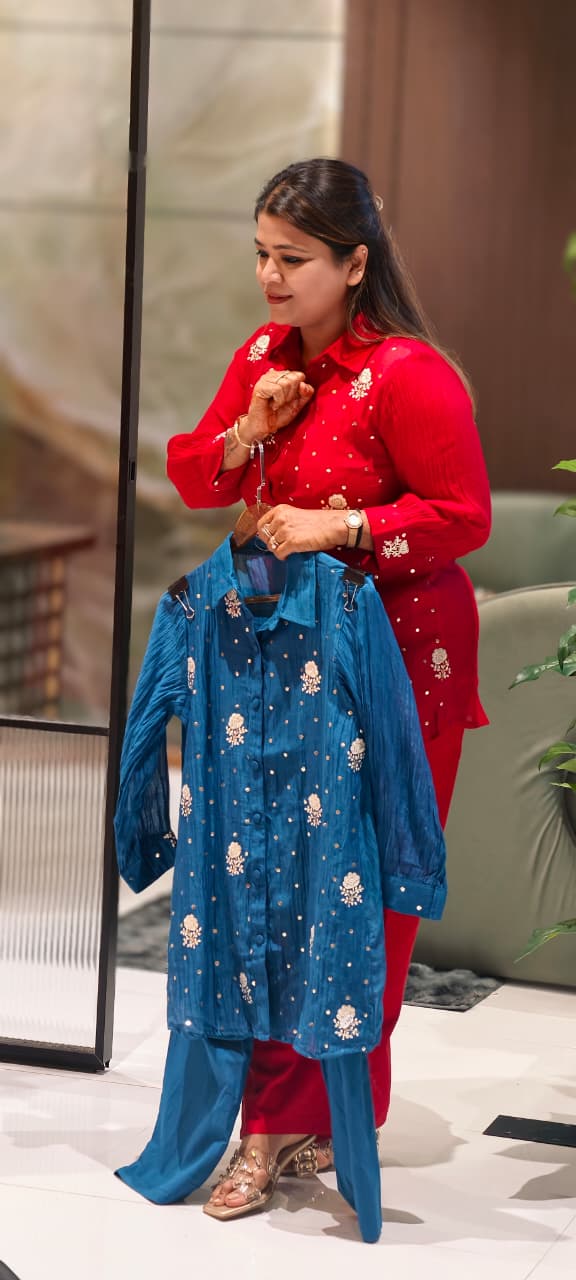 Premium Scattered Floral Embroidered Mul-Chanderi Co-Ord Set With Seperate Inner- 15313