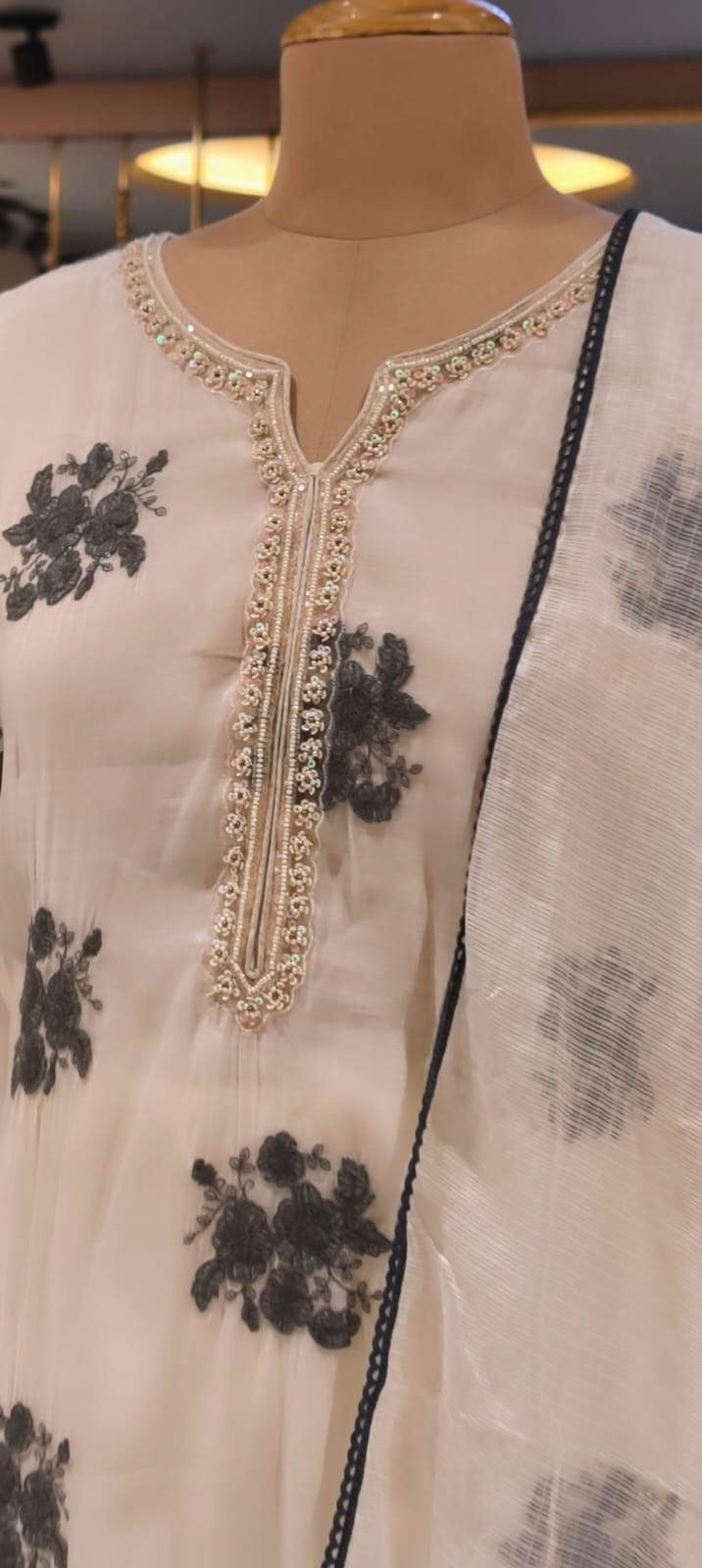 3D Floral Scattered Appliques Minimal Neckline Surat Mul-Chanderi Full Suit Set With Dupatta- 15332