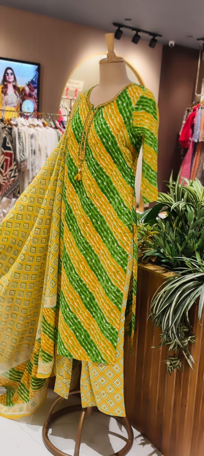 Premium Cotton Leheriya Bandhani Print Kurta Set with Matching Dupatta and Bottom-15474