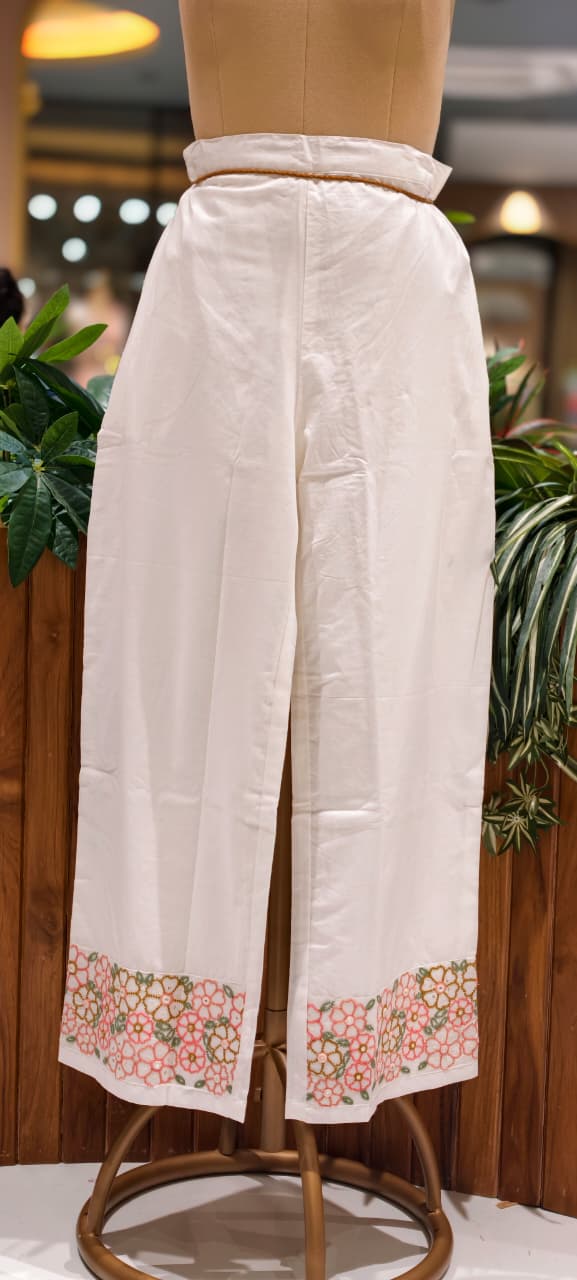 Gathered Daisy Floral Embroidered Yoke Peplum Kurta With Loose Bottom Set In Cotton Fabric- 15483