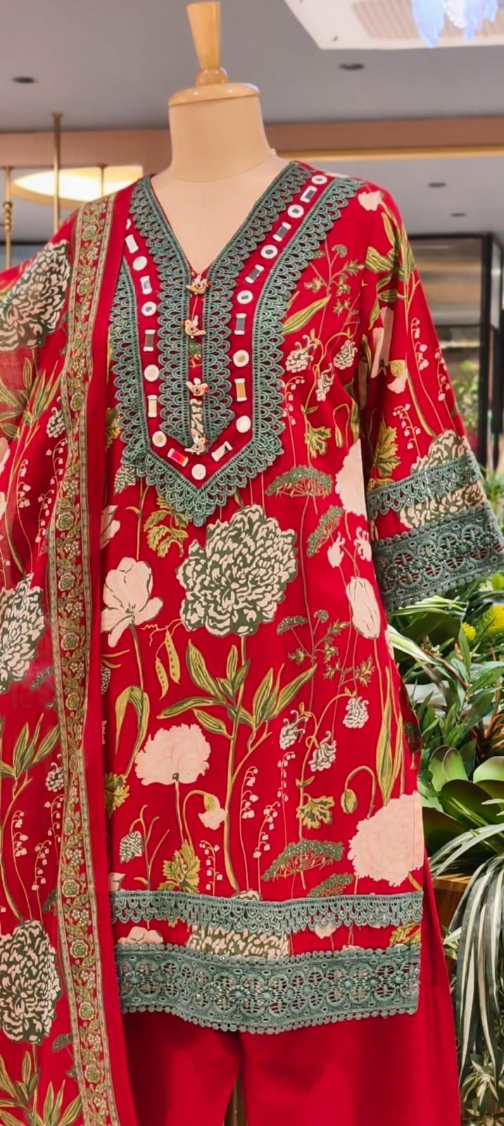 Premium Floral Printed Cotton Full Suit Set Wuth Dupatta With Crosia Elegance- 15682