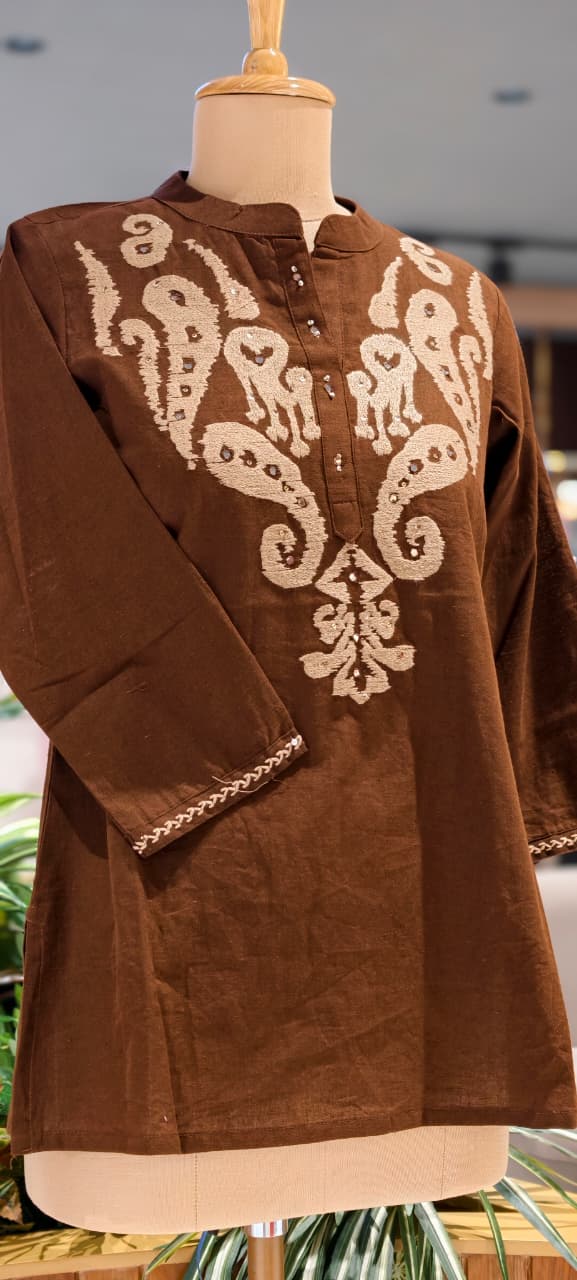 Banjara Bloom Mango Buti Thread Embroidered Cotton Kurti Only- 15721