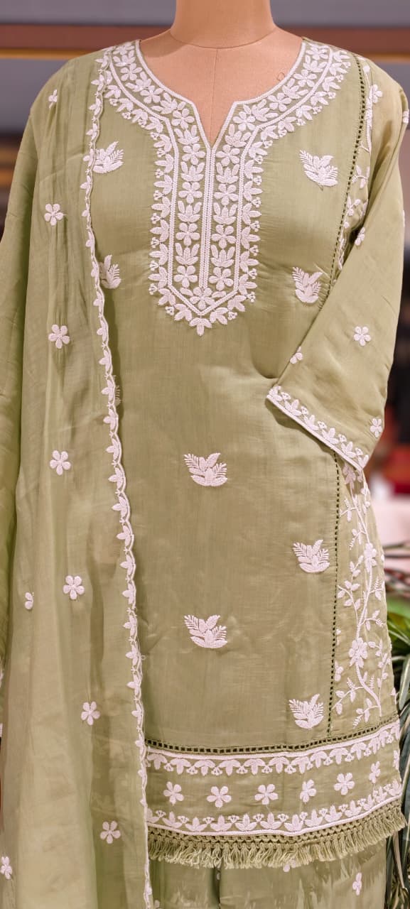 Floral Intricate Thread Embroidered Premium Surat Mul-Chanderi Straight Full Suit Set With Dupatta- 15893