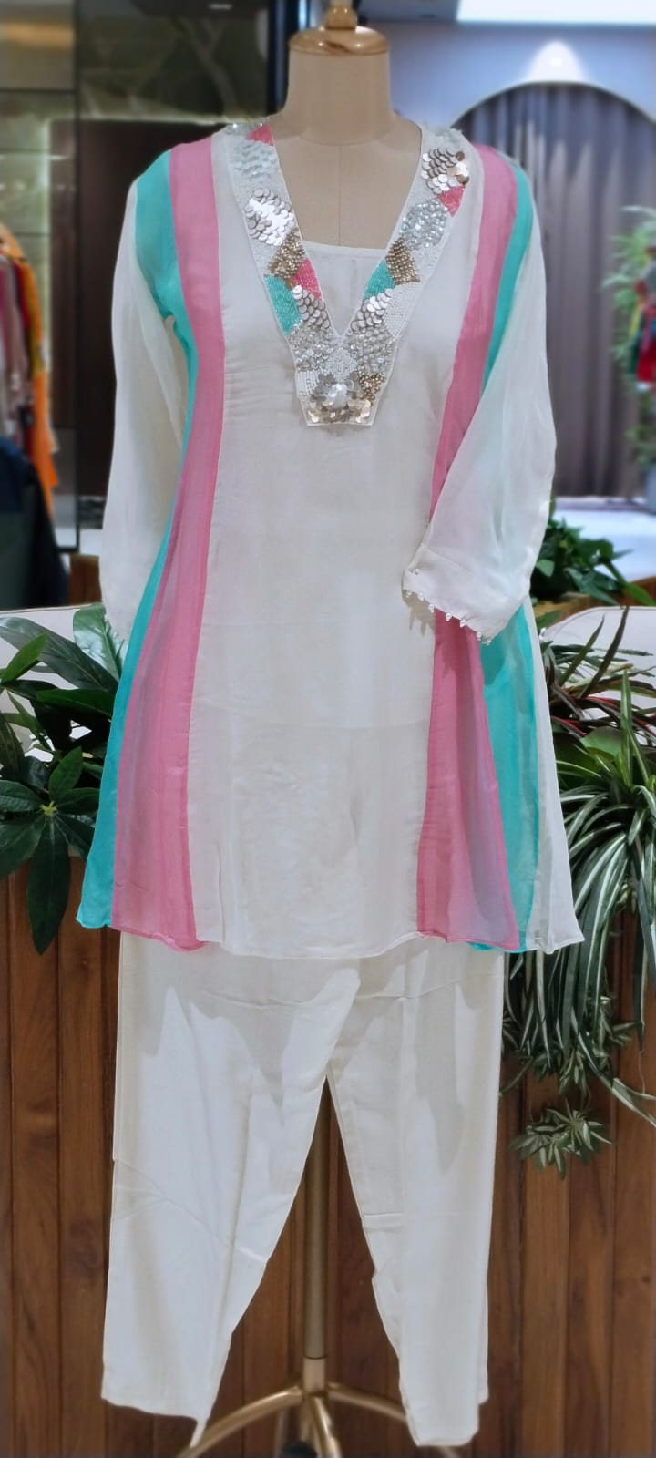 Handcrafted Neck Embroidery Royal Pastel Multicolor Panelled Kurta Pant With Inner- 15850