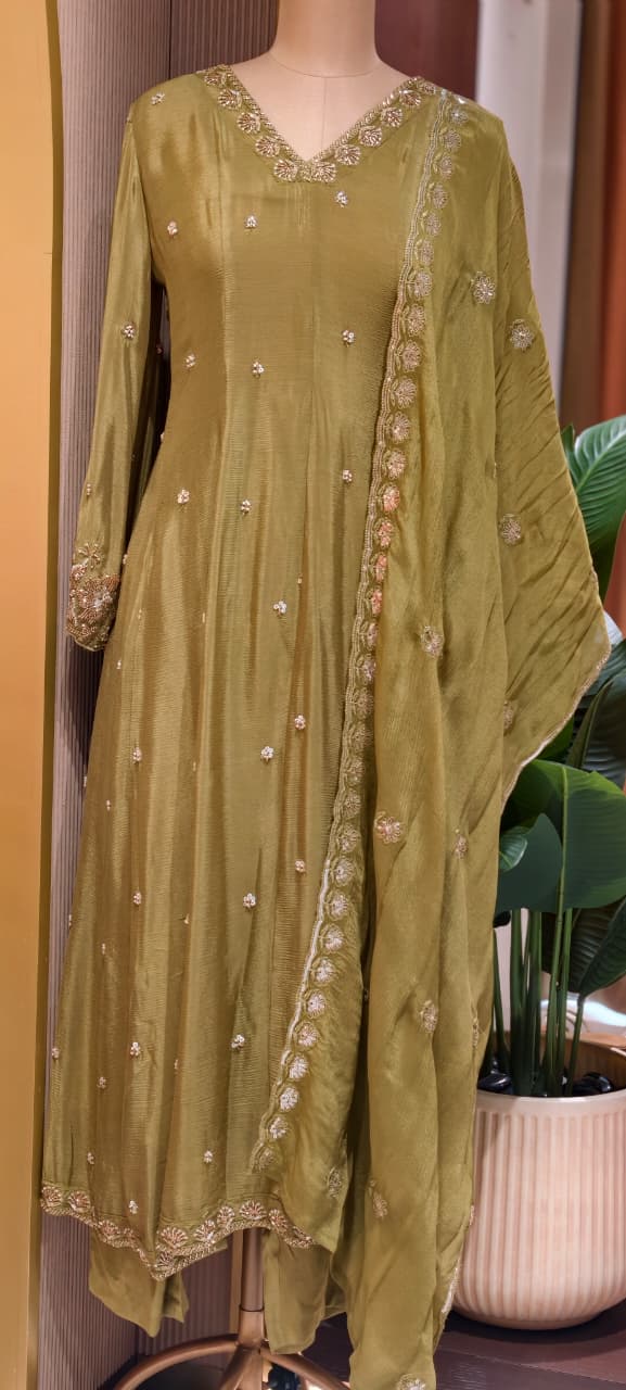 Heavy Chinon Cut-Dana Hand Embroidered Flared Anarkali Full Suit Set With Statement Dupatta- 15240