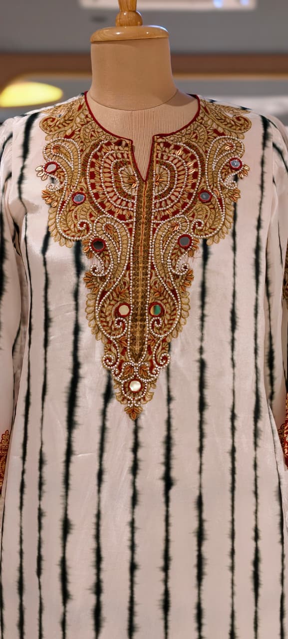 Jaipuri Inspired Pearl Real Mirror Embroidery Tassel Accent Crepe Kurta With Farsi Bottom & Dupatta- 15312