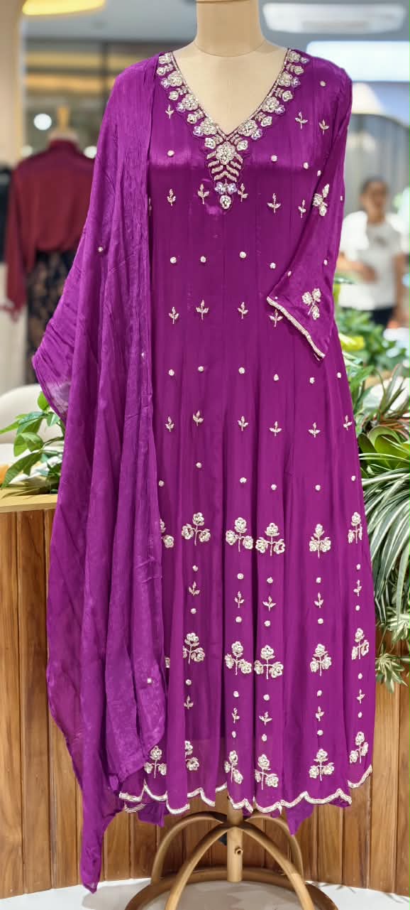 Vibrant Tone Cut-Dana Elegance Panel Anarkali Full Suit Set With Dupatta In Chinon Fabric- 16327