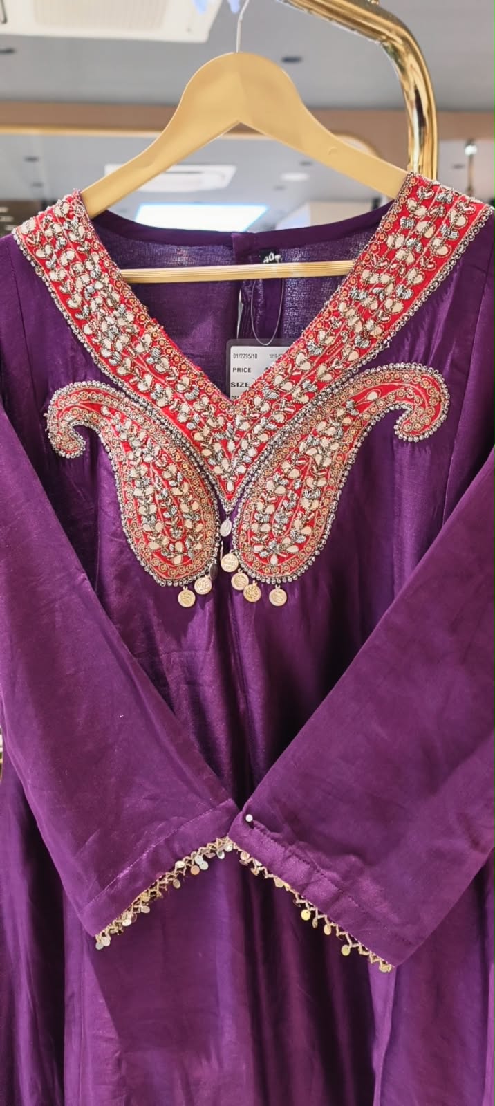 Subtle Mango Booti With Coin Motifs Side Panel Short Length Kurta With Contrasted Bottom Indo-Wear- 16435