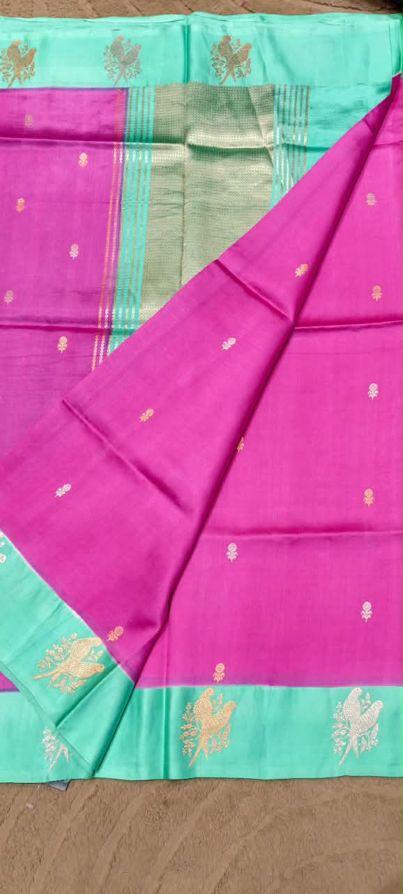 Banarasi Handloom Raw Silk Saree Featuring Gold Zari Motifs With Unstitched Blouse- 16551