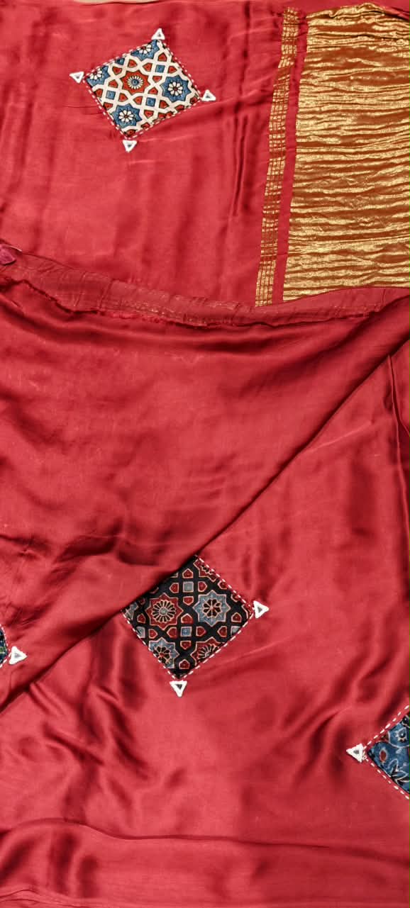 Elegant Mural Satin Saree with Artisanal Patchwork Detailing & Unstitched Blouse-16647