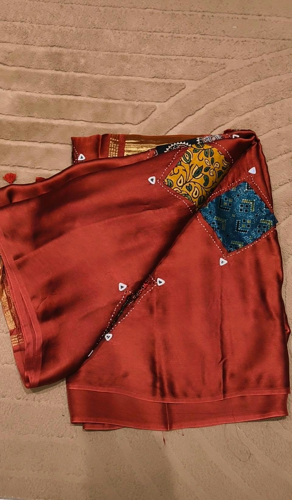 Elegant Mural Satin Saree with Artisanal Patchwork Detailing & Unstitched Blouse-16647