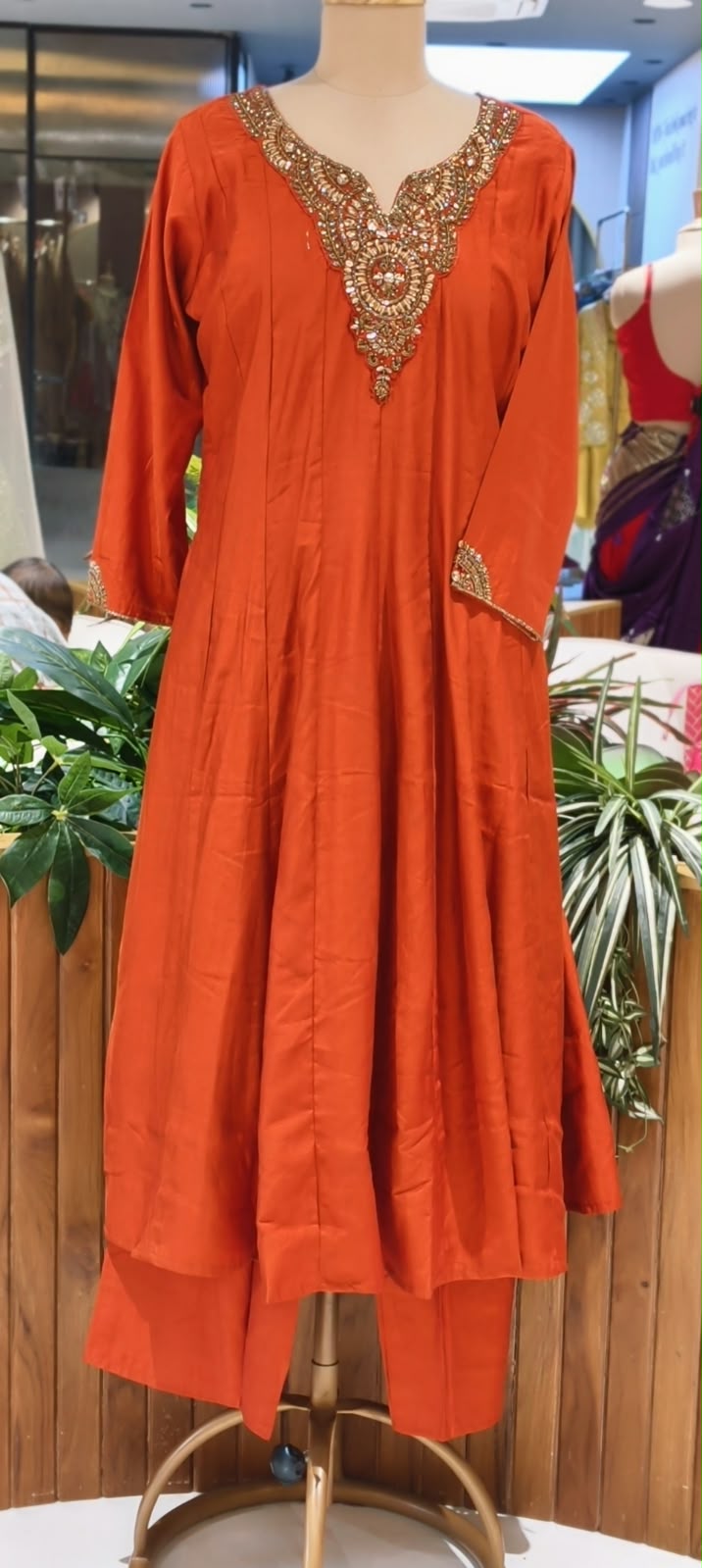 Elegant Noor Golden Embroidery Neckline Surat Mul-Chanderi Panel Anarkali Full Suit Set with Dupatta- 16920,16921