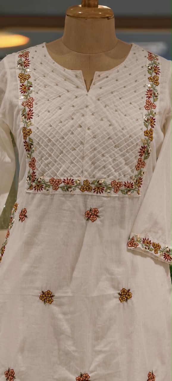 Fine Floral Embroidery Outlines Soft Cotton Matching Full Suit Set With Dupatta- 16980
