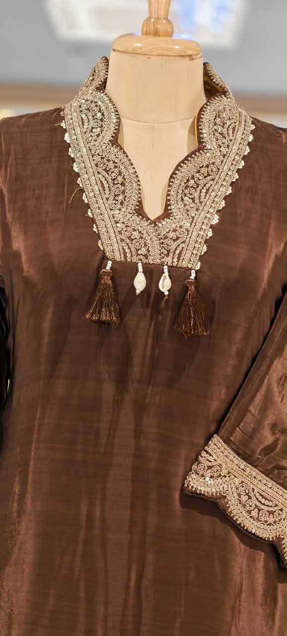 Pure crepe Broad Lace Aline solid Shade Full suit with Shaded Organza Dupatta 16996