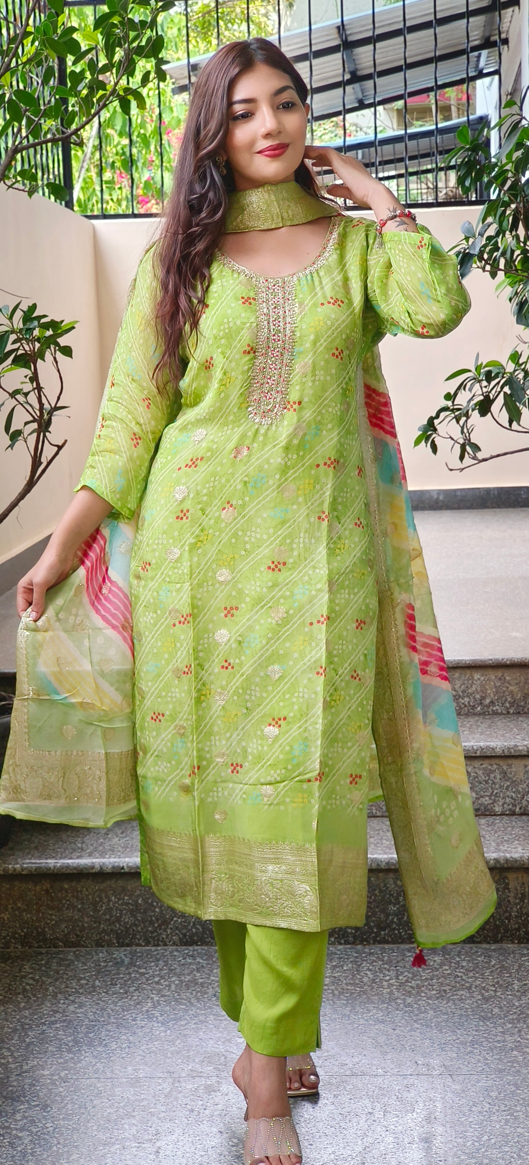 Luxurious Hand-Embroidered Green Organza Full Suit Set with Intricate Details With lehriya organza Dupatta DRYWASH DISPATCHING WILL BE FROM MONDAY-09408
