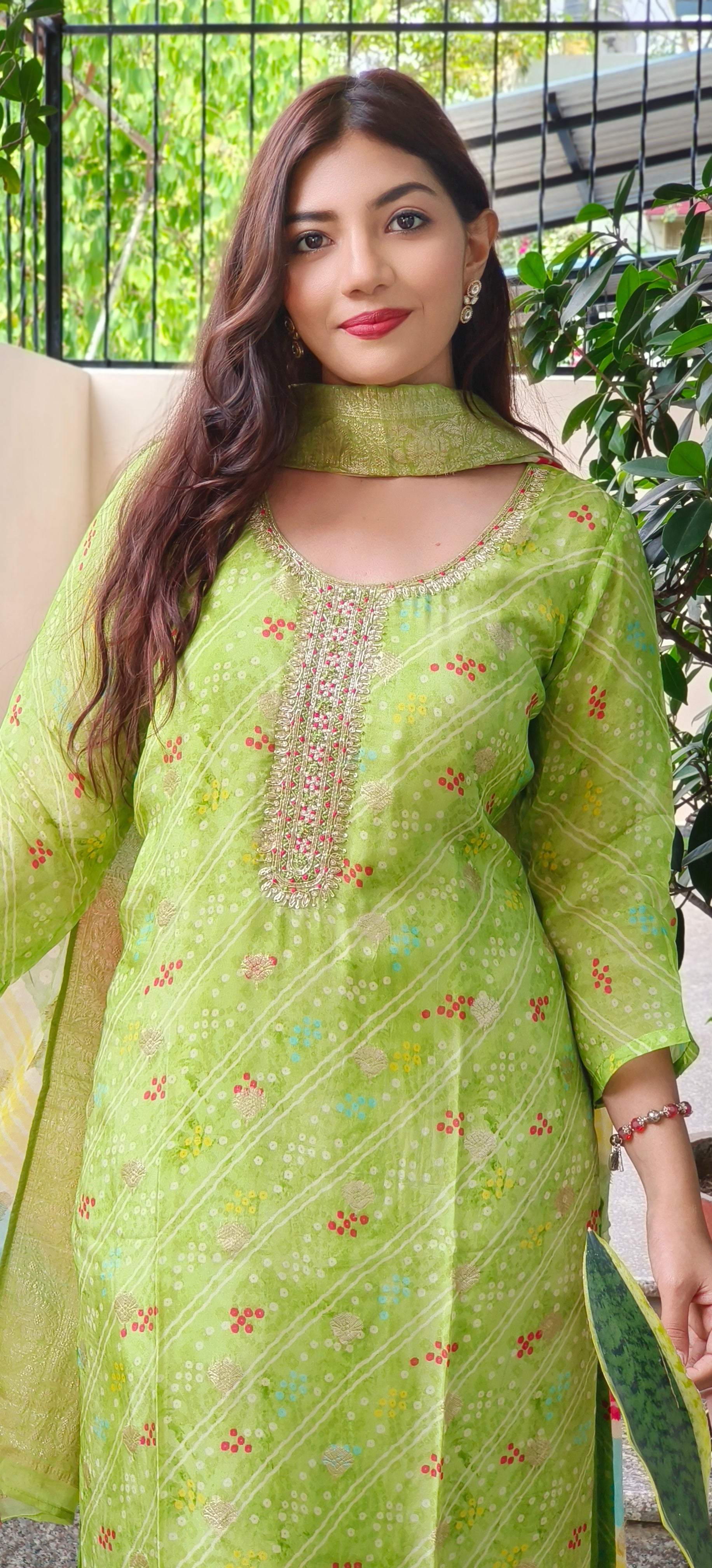 Luxurious Hand-Embroidered Green Organza Full Suit Set with Intricate Details With lehriya organza Dupatta DRYWASH DISPATCHING WILL BE FROM MONDAY-09408