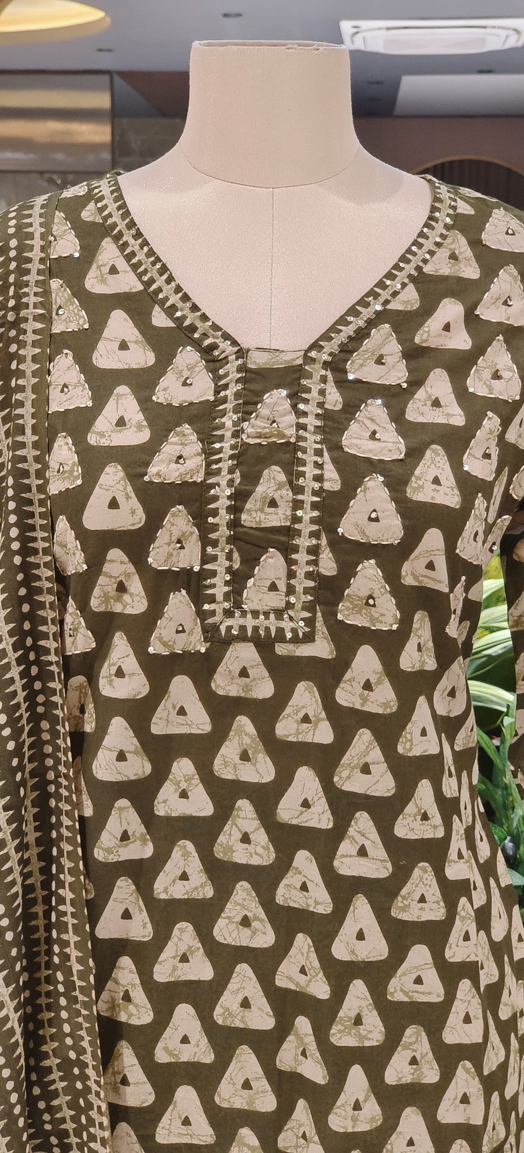 Hand Block Cotton Straight Kurta With Coordinated Printed Dupatta