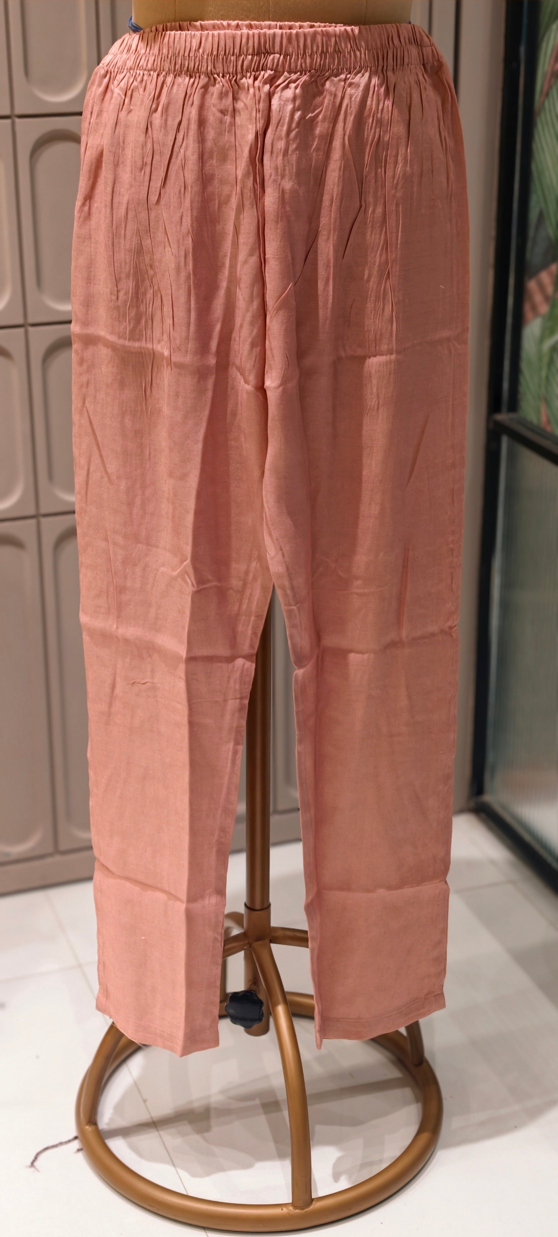 Graceful Mulchanderi Floral Embroidered Full Set Set with Delicate Hand Embellishments-13857