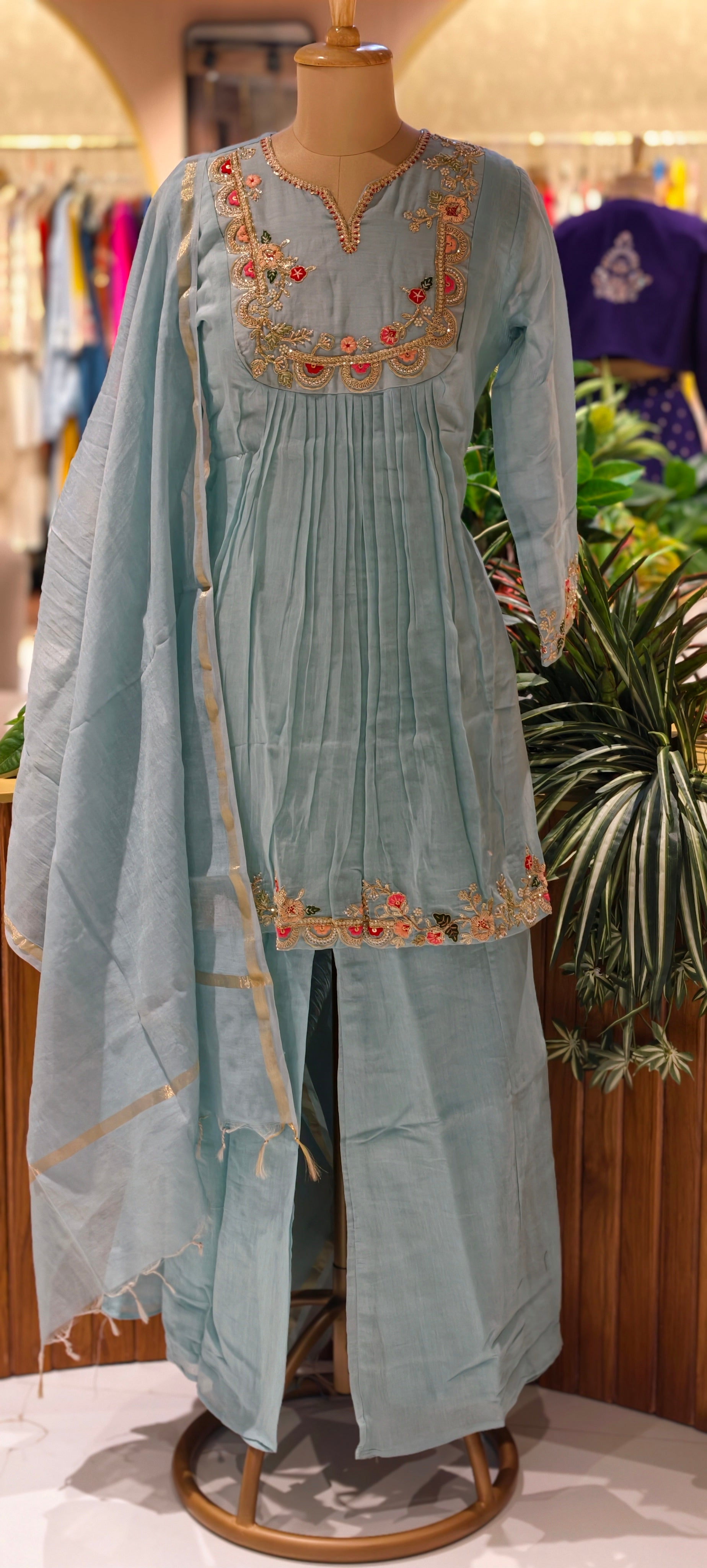 Graceful Mulchanderi Embroidered Full Set with Dupatta and Intricate Thread Work-13861