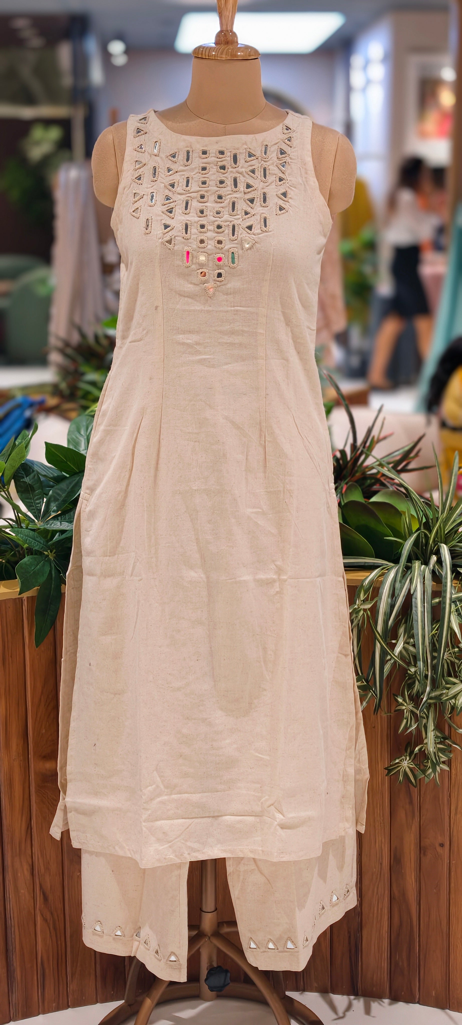 Elegant Handloom Cotton Sleeveless Kurta Set with Mirror Cutwork Neck With Loose Pants-14187 RB173